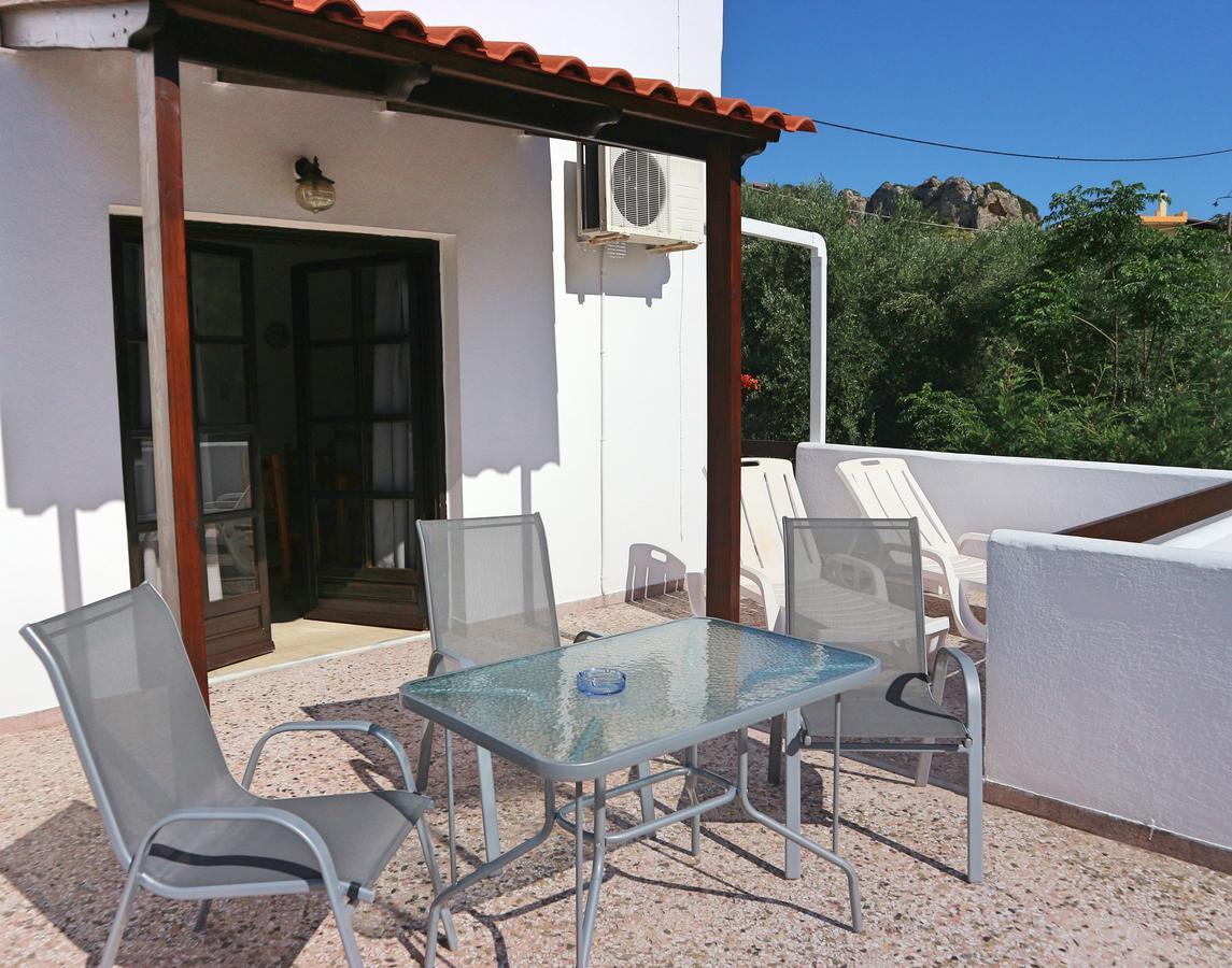 Oliaria Apartments Platanés Eksteriør bilde
