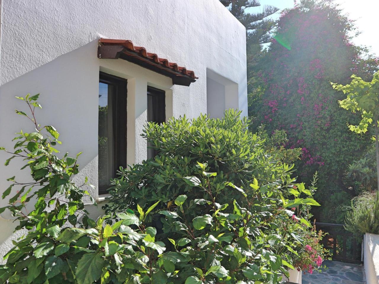Oliaria Apartments Platanés Eksteriør bilde